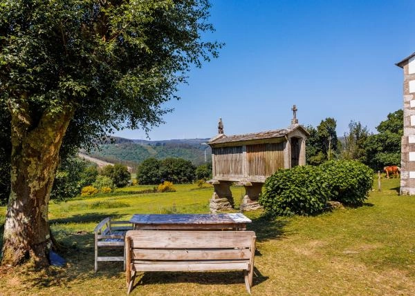 55-GCH-1111-Cerdriz-casas-piedra-blancas-horreo-64f8702e01802