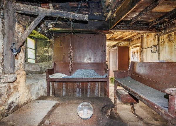 89-GCH-1111-Cerdriz-casa-piedra-antigua-64f87044f40d7