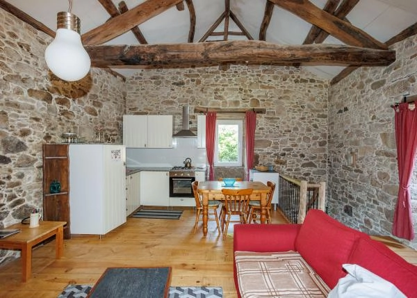 98-GCH-1111-Cerdriz-salon-comedor-cocina-64f8704adc1b8