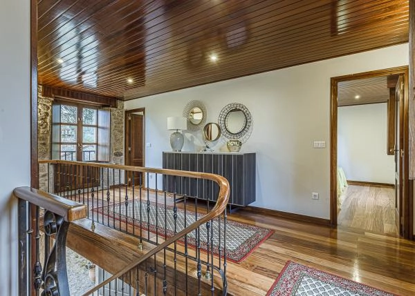 GCH-1199-Aranga-interior-escaleras