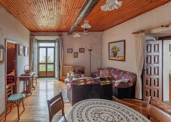 Ferreira-de-Panton-42-64b1859809e31