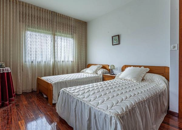 Ferreira-de-Panton-64-64b185f07f046