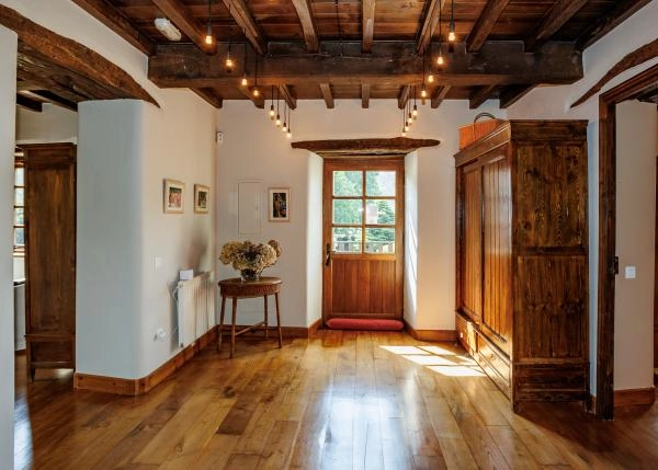 GCH-1353-Interiores-101-pasillo