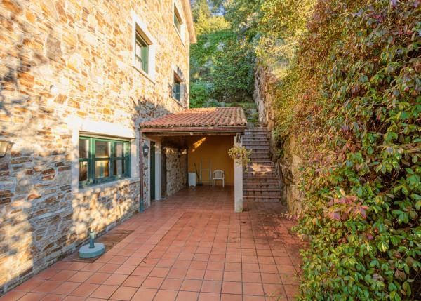 98 entrada casa rural exterior