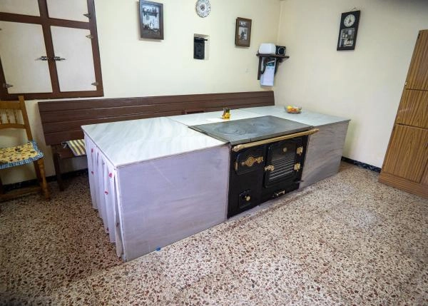 GCH-1450-Caseron-siglo-XVIII-cerca-de-Lugo-interior-cocina-2