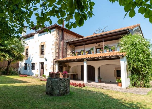 5 lateral izquierda de casa