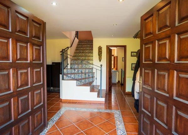 GCH-1486-Casa-En-Campoverde-interior-entrada