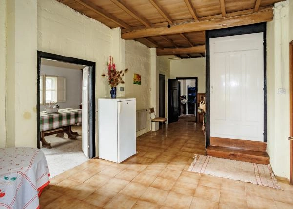 GCH-1490-Melide-Int-PlataBaja-37-entrada