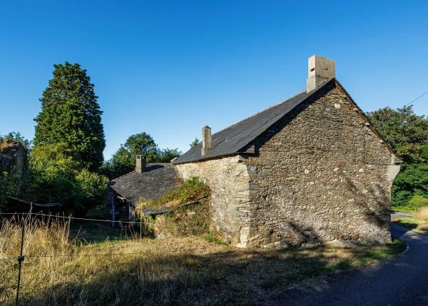 GCH-1530-As-Somozas-Ext-3-vista trasera de la casa