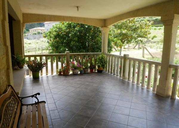 casa07-64ae683cc81ed-balconada