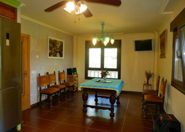 casa14-64ae685505097-comedor