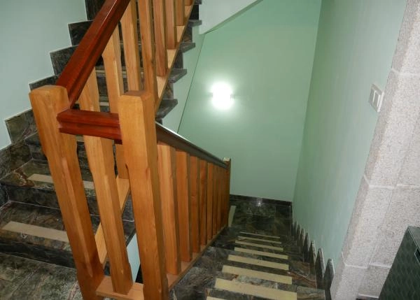 casa23-64ae6877302e3-escalera