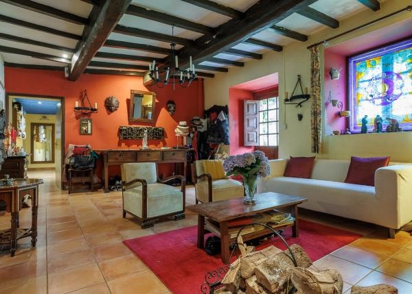 GCH-Pazo-Folles-Panton-1P-38-64ae62feb6eb1