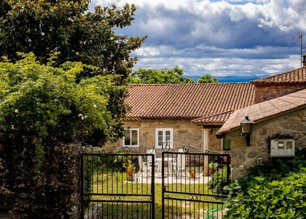 GCH-Pazo-Folles-Panton-Ext-28-entrada