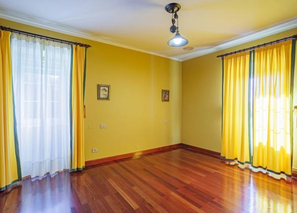 1562 2 Friol interior habitacion