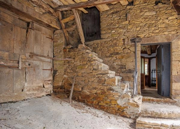 1577 La Muria exterior entrada a casa