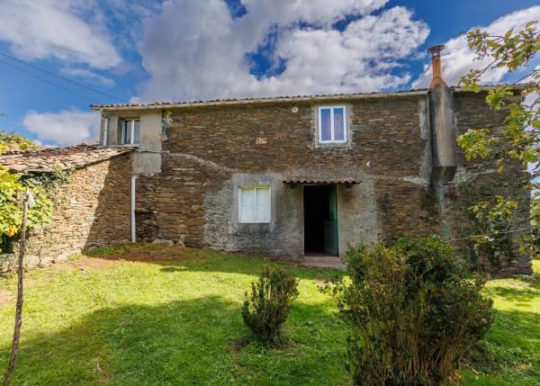 1590 Pontecarreira exteriores casa