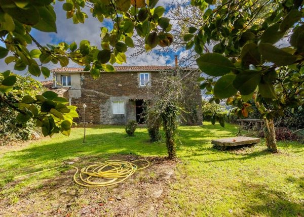 1590 1 Pontecarreira exteriores casa