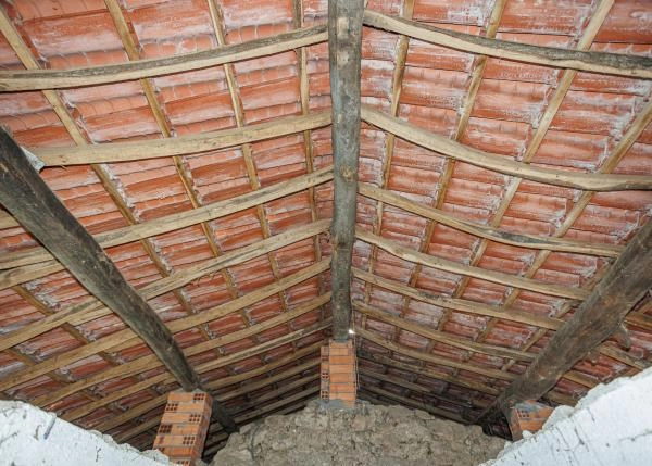 1600 Saa Belesar interior tejado