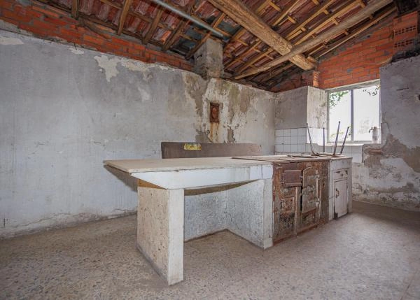 1600 Saa Belesar interior cocina