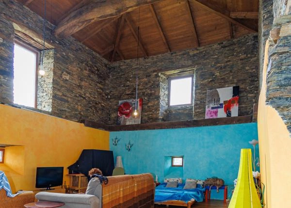 1603 3 Trabada interior habitacion