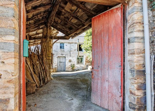 1605 exterior entrada portal patio
