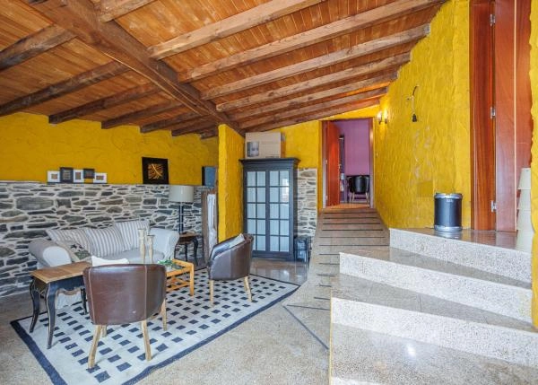 1612 Golada interior salita bar