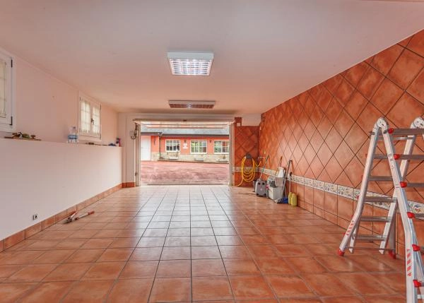 1620 chalet Santiago exterior garaje