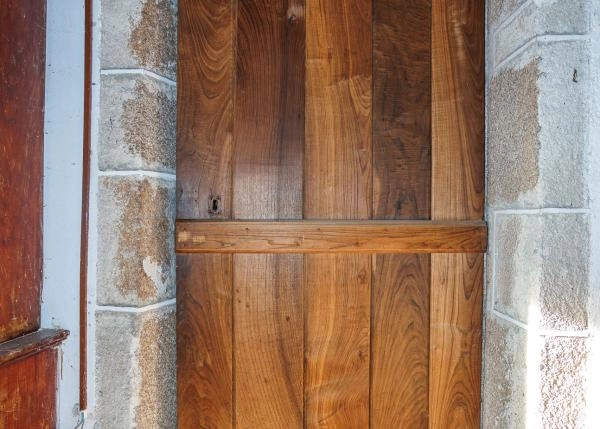 1621 Congostro Aranga interior puerta