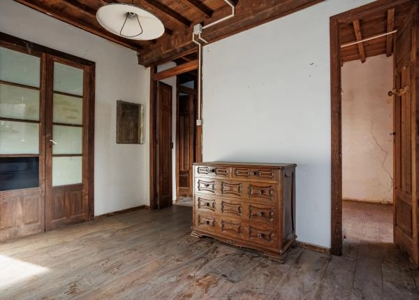 1621 Congostro Aranga interior habitacion