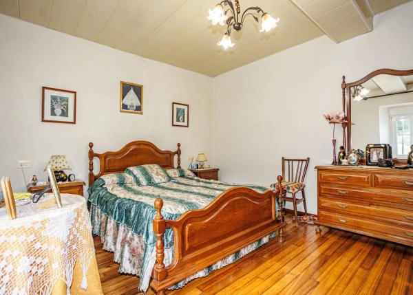 1622 2 A Pontenova interior habitacion