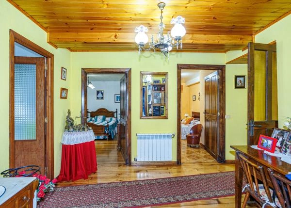 1622 2 A Pontenova interior oficina