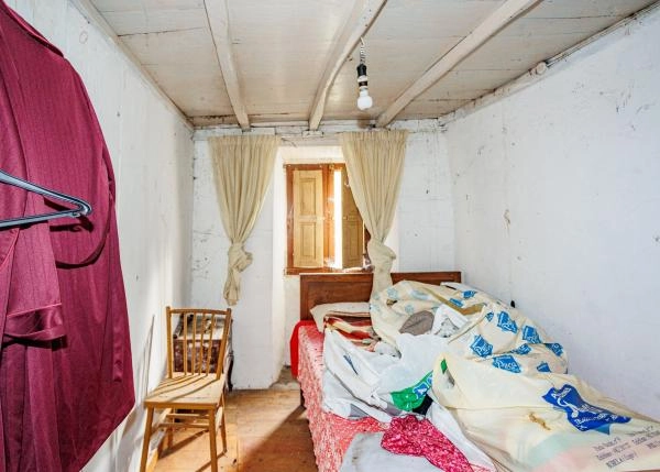 1626 3 Ourol interior habitacion