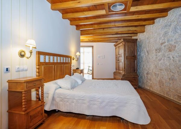 1628 5 Hotel Vila do Val interiores habitaciones