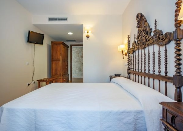 1628 3 Hotel Vila do Val interiores habitaciones