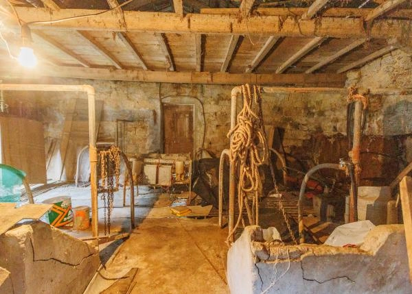 1645 Aranga exteriores cuadras de animales