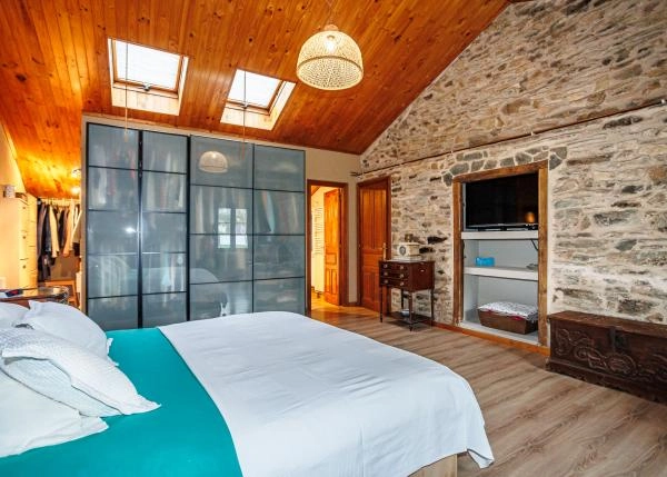 1648 2 San Sadurniño Interior habitacion