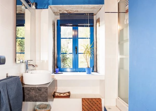 1648 1 San Sadurniño Interior baño