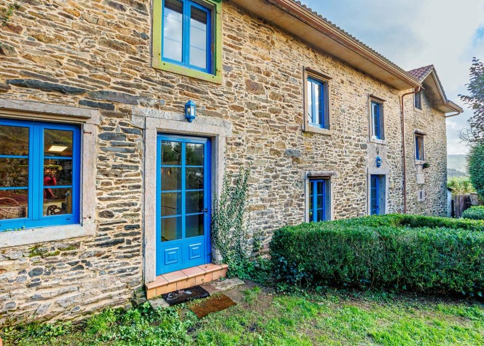 1648 San Sadurniño Exterior lateral casa