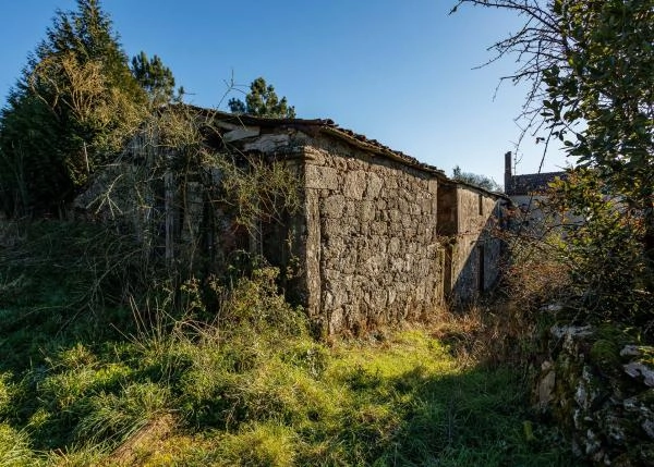 GCH 1657 Monterroso Exterior vista casas viejas