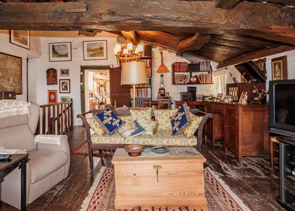 1663 Pazo Pena Corveiras interior atico