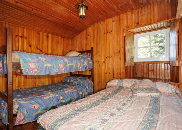 1666 Rodeiro Interior habitacion 