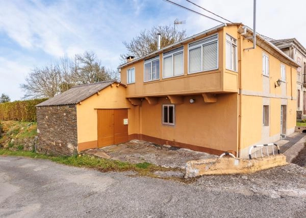 1687 A Torre Exterior