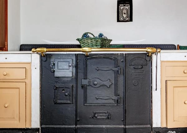 1687 A Torre cocina Interior planta baja