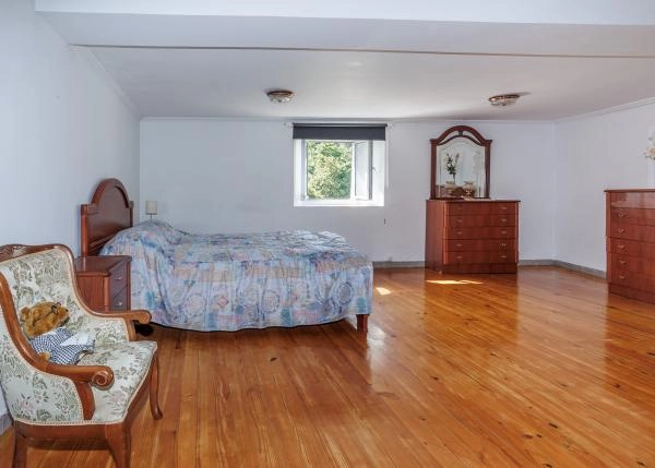 1697 San Sadurnino Interiores primera planta habitacion   