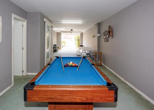 1732 garaje casa Laxe interior