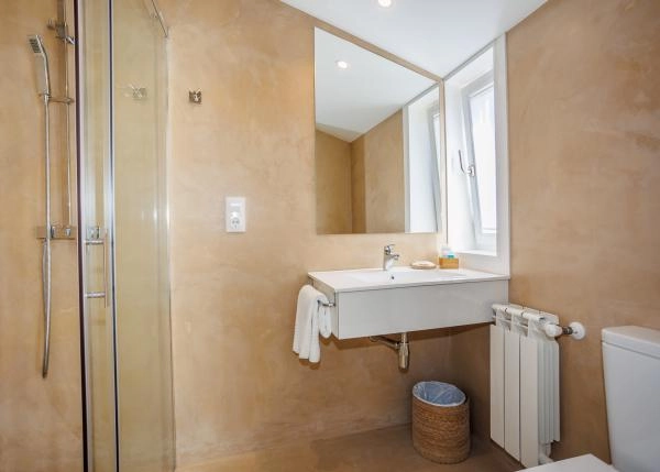 1738 1 Baño Melide Coruña interior