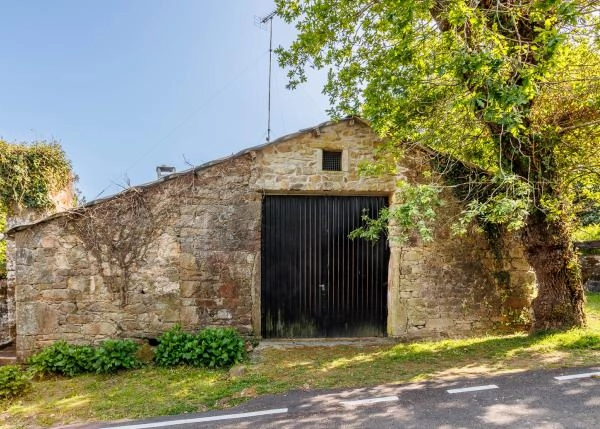 1755 Curtis garaje horno casa rustica exterior