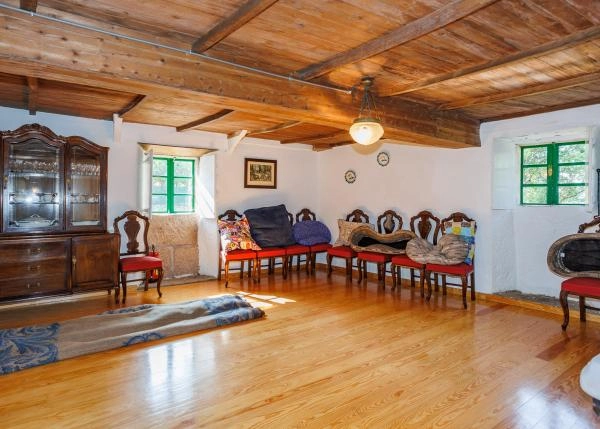 1755 Curtis salon primera planta casa rustica interior