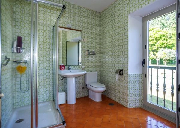 1756 Touro planta primera baño Interior